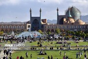 تصاویر | نوروز ۱۴۰۰ زیرسایه کرونا در اصفهان