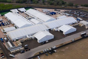 ببینید | انتشار تصاویر فاجعه‌بار از بازداشتگاه کودکان مهاجر در آمریکا