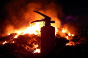 ببینید | آتش‌سوزی بزرگ در مغازه نگهداری کپسول‌های گاز مایع در تهرانپارس