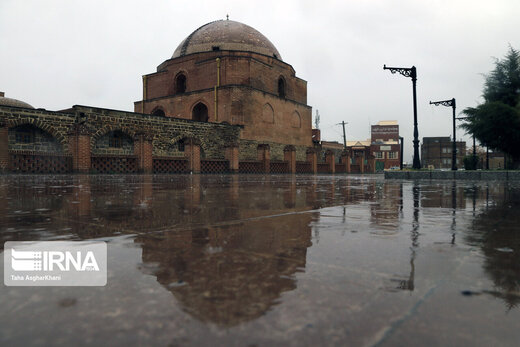 اولین باران بهاری سال جدید در ارومیه