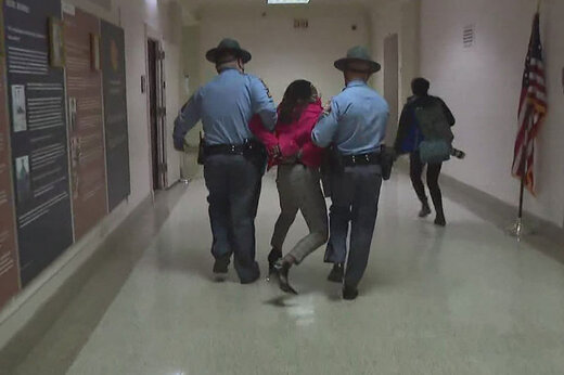 ببینید | نماینده ایالت جورجیای آمریکا بازداشت شد