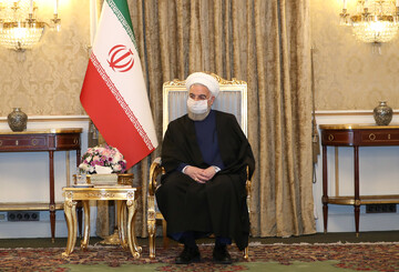 دیدار وزیر خارجه چین با دکتر روحانی