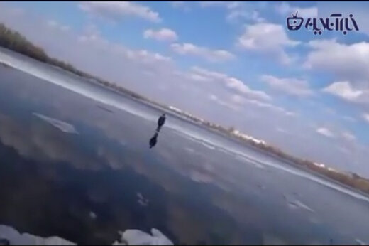 ببینید | نجات یک کودک در اوکراین با میله ماهیگیری