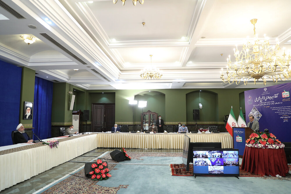 روحانی: کمبود دانش مقامات آمریکایی نسبت به ایران خنده‌آور است