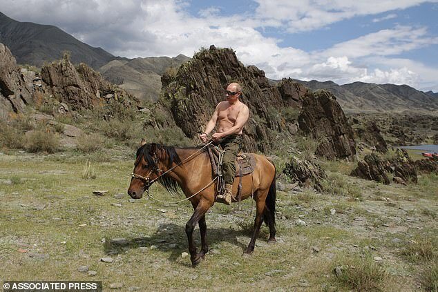 17درصد از زنان روس پوتین را جذابترین مرد این کشور انتخاب کردند/عکس