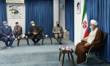 کسانی را انتخاب کنیم که برای رفاه جامعه بکوشند