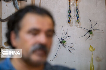 هنر شیشه گری