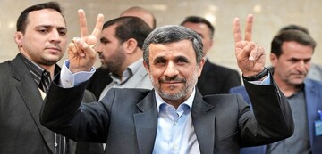 محمود احمدی نژاد منتظر فروپاشی نظام است /افشاگری های دنباله دار علیه رئیس جمهور سابق