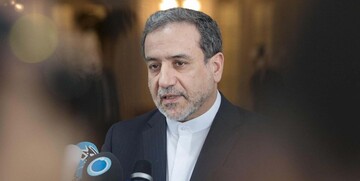 Araghchi : Iran favors JCPOA model, lifting every sanction by Trump