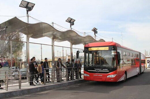 اعتصاب رانندگان اتوبوس حمل و نقل عمومی این شهر را فلج کرد