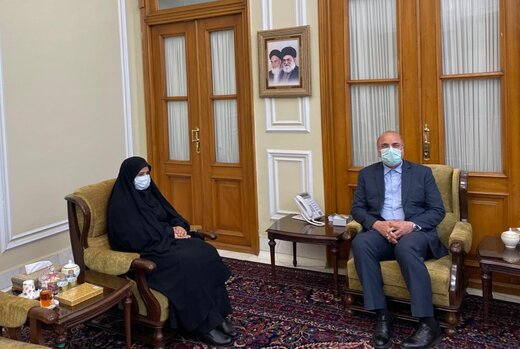 عزم جدی مجلس در رفع موانع تولید و تحقق شعار سال در مناطق آزاد کشور