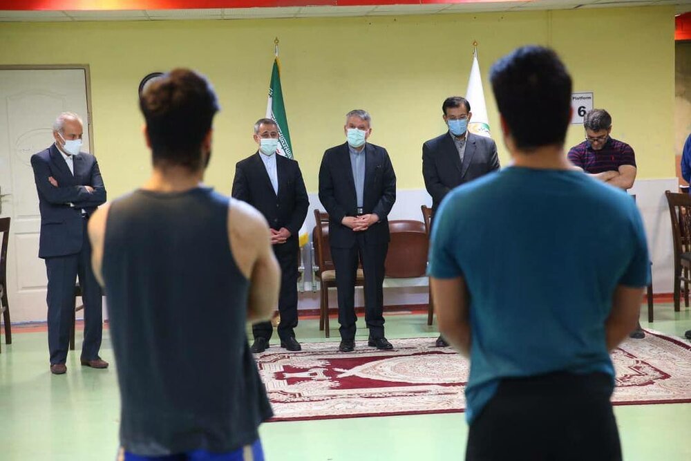 بازدید صالحی امیری از اردوی تیم های ملی وزنه برداری زنان و مردان/عکس