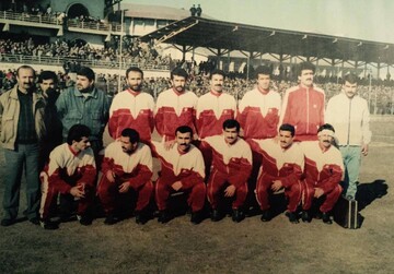 نادر دست نشان