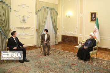 President calls for Tehran-Belgrade cooperation in int’l forums