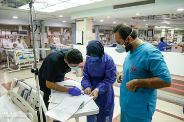 سفره افطار مدافعان سلامت