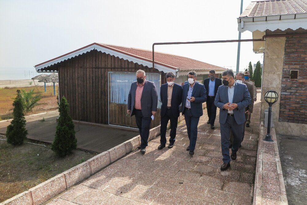 پایش میدانی امکانات و زیرساخت‌های گردشگری منطقه آزاد انزلی توسط سرپرست سازمان