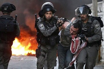حمله صهیونیست‌ها به جوانان فلسطینی/ ده‌ها تن زخمی شدند