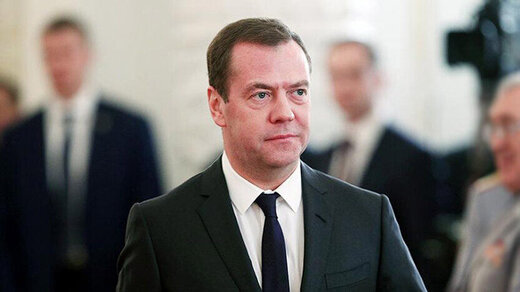 مدودیف به آمریکا هشدار جنگ داد