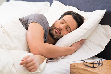 بی‌خوابی باعث افزایش ابتلا به کرونا می‌شود