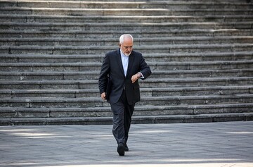 ظریف در انتخابات ۱۴۰۰ از چه کسی حمایت می کند؟ 