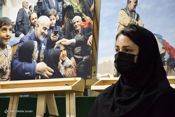 رونمایی از سکه یادبود طلا و نقره سردار شهید حاج قاسم سلیمانی