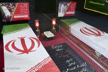 رونمایی از سکه یادبود طلا و نقره سردار شهید حاج قاسم سلیمانی