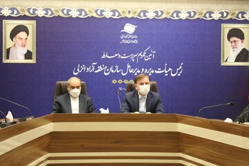 عملکرد دولت تدبیر و امید در مناطق آزاد قابل دفاع است