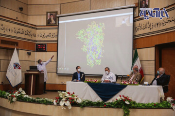 رونمایی از اولین اسپری ضد کرونای ایرانی در بیمارستان مسیح ‌دانشوری