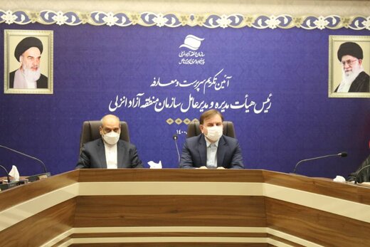 عملکرد دولت تدبیر و امید در مناطق آزاد قابل دفاع است
