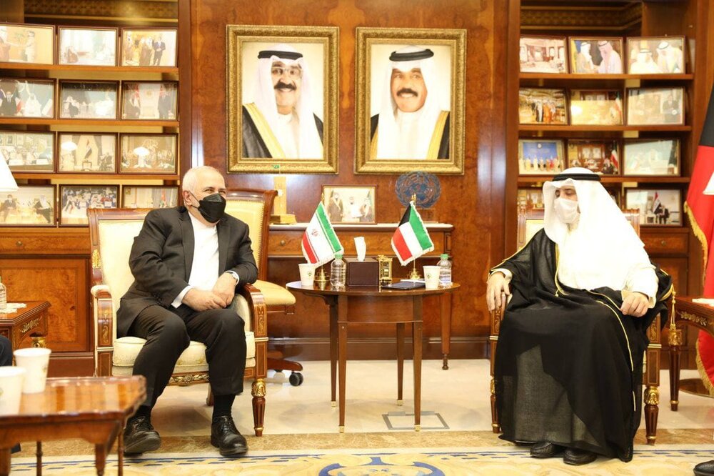وزیران خارجه ایران و کویت دیدار کردند