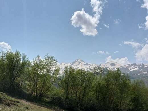 تلفیق بهار و زمستان در دامنه کوهستانهای "مرگور" ارومیه