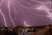 عکس | تصویری زیبا و متفاوت از رعد و برق آسمان تهران