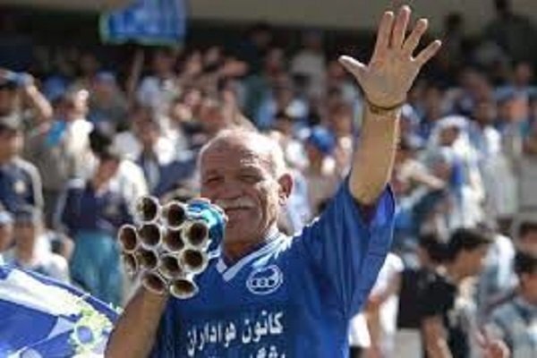 مصاحبه قدیمی بوقچی معروف استقلالیها در سال 1355/عکس