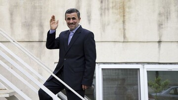 احمدی نژاد در مسیر وزارت کشور: ۲۲ اردیبهشت ۱۴۰۰ یادتان باشد /تجمع در مقابل وزارت کشور