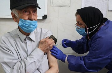 ۵۰درصد از جمعیت بالای ۸۰سال شهرستان آوج واکسینه شدند 
