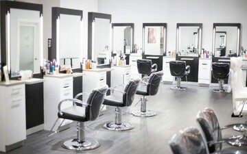 دادستان یاسوج: ۲۹ آرایشگاه زنانه به خاطر ترویج بی بندوباری در فضای مجازی پلمب شدند