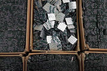 تصاویر | انهدام باند 14 میلیاردی قاچاق دارو