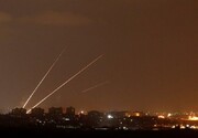 ببینید | آغاز نبرد سامانه پدافند هوایی رژیم صهیونیستی با موشک‌های فلسطینی