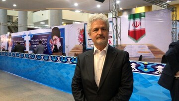 یک دیپلمات کاندیدای ریاست جمهوری شد