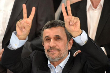 ادعای جنجال برانگیز عبدالرضا داوری درباره محمود احمدی نژاد