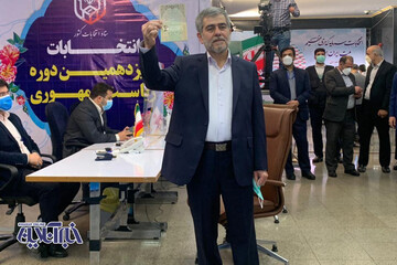 فریدون عباسی