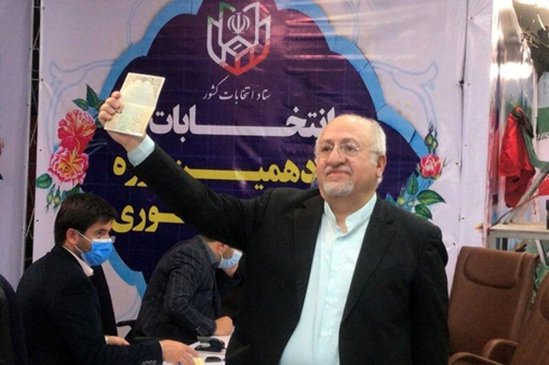 ببینید | حقشناس به این شکل در در انتخابات ۱۴۰۰ ثبت نام کرد