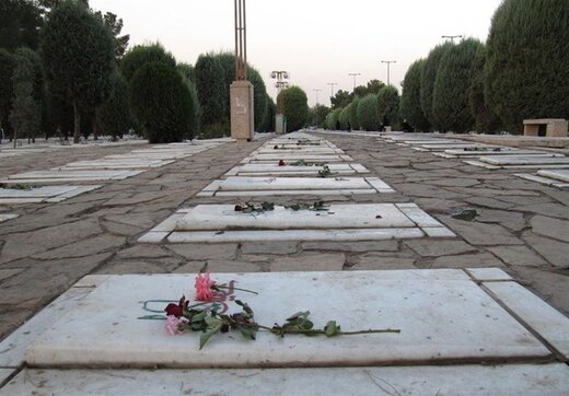 آرامستانهای الیگودرز ۵ روز در هفته باز می شوند 
