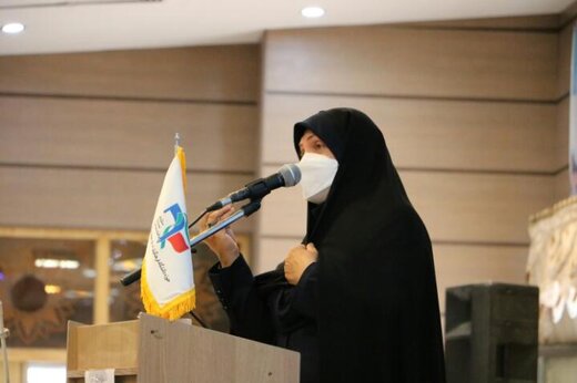 قد هیچ جامعه‌ای از قد معلمانش بلندتر نمی‌شود