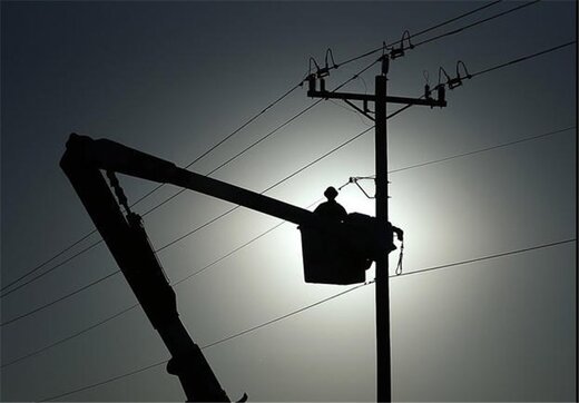 علت قطعی‌های گسترده دیروز برق مشخص شد/ کمبود عجیب حدود ۹۰۰۰ مگاوات برق در شبکه
