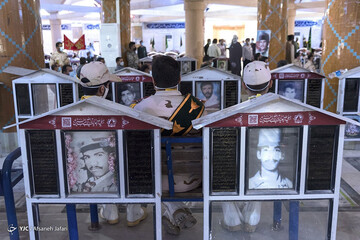 تصاویر | غبارروبی مزار شهدا در سالروز آزادی خرمشهر