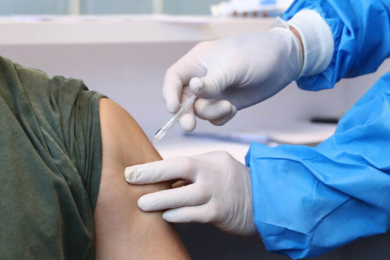 عوارض واکسن کرونا کی ظاهر می‌شود؟