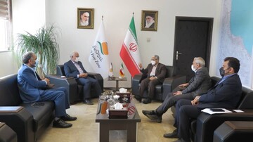 برنامه ریزی به منظور مشارکت وزارت بهداشت در طرح های سلامت محور منطقه آزاد انزلی