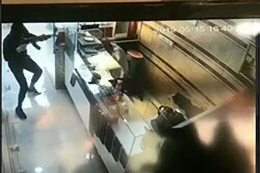 ببینید | سرقت وحشیانه و مسلحانه به خاطر پودرهای بدنسازی!