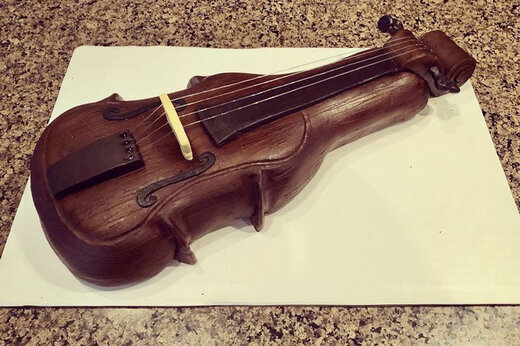 ببینید | مراحل جالب و خوش‌مزه ساخت یک ویولن با شکلات